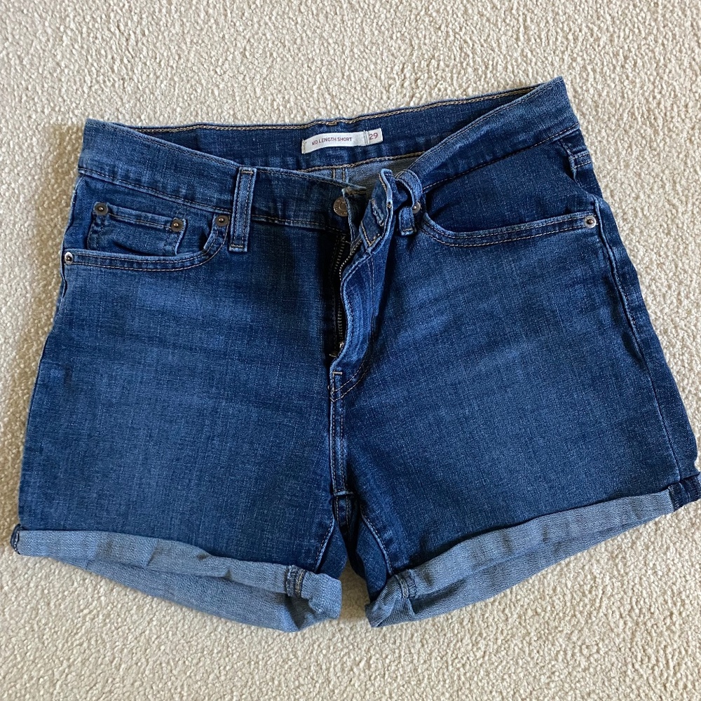 Levis Mid-Length Short - Sz 29